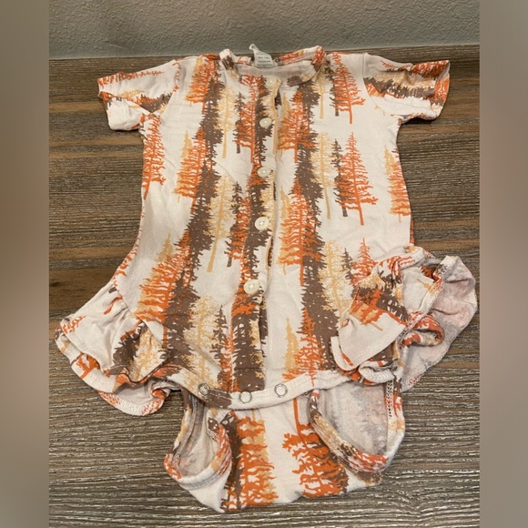 kate quinn Other - Kate Quinn 12-18m outfit